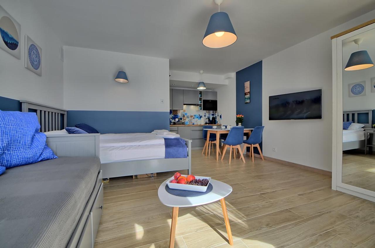 Apartament Niebieski Z Tarasem Щирк Екстериор снимка
