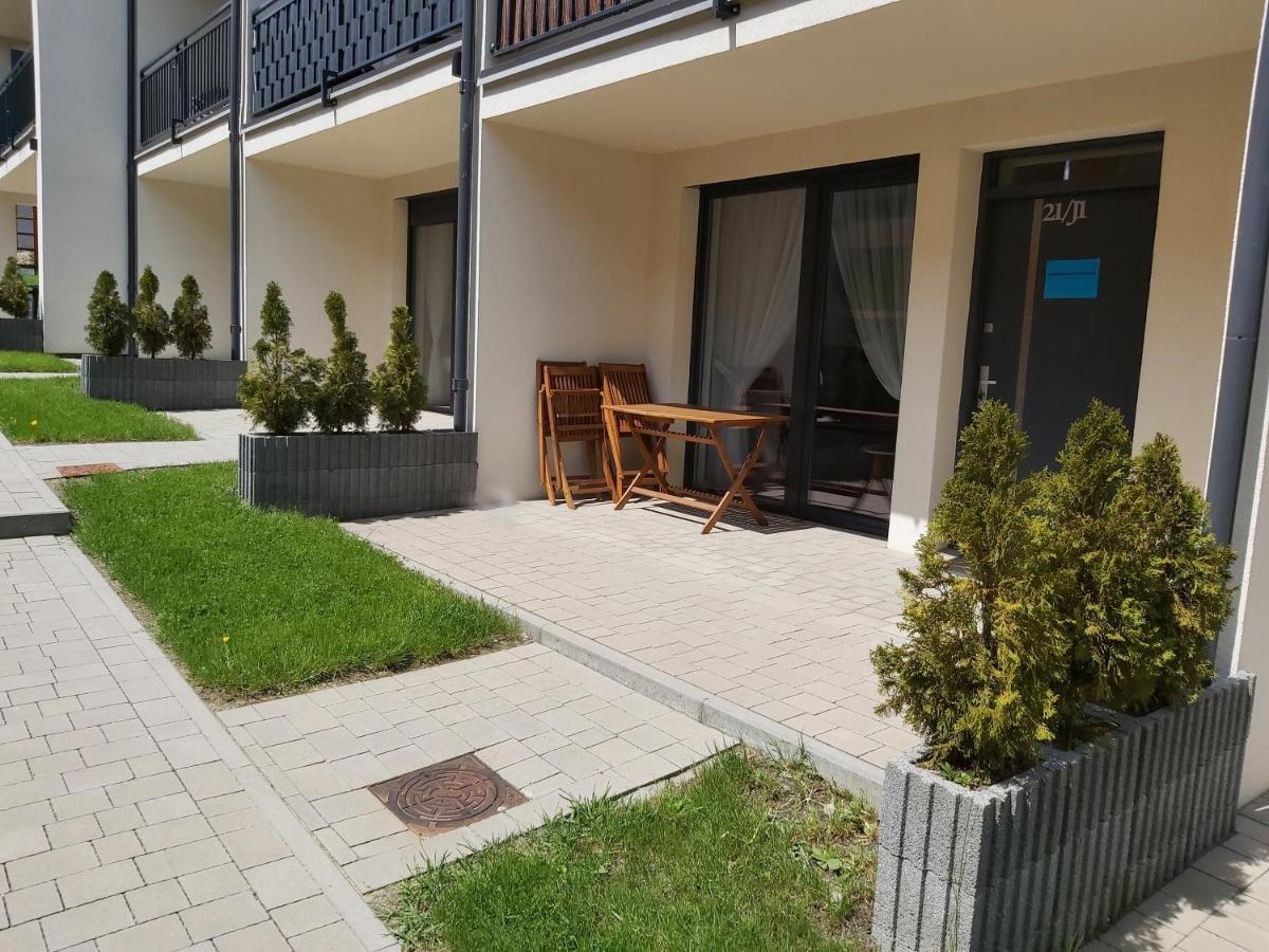 Apartament Niebieski Z Tarasem Щирк Екстериор снимка